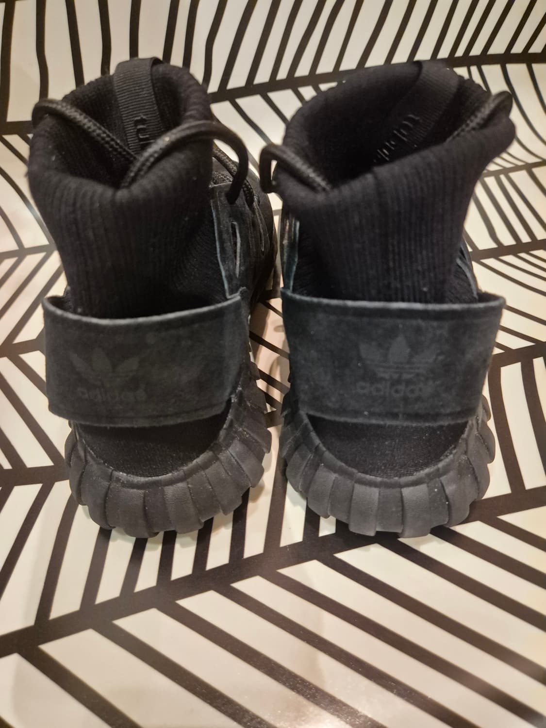 아디다스 튜블라 둠 트리플 블랙 us/8 260 판매합니다 상품이미지3