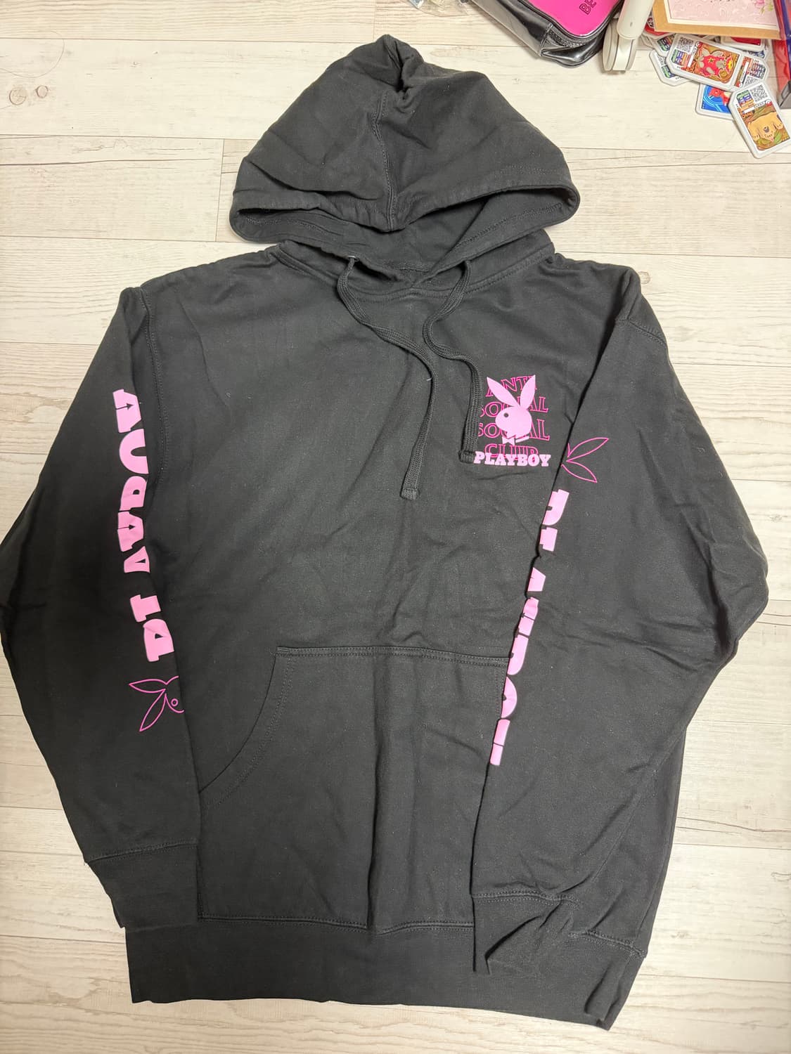 안티소셜소셜클럽 플레이보이 후드 상품이미지1