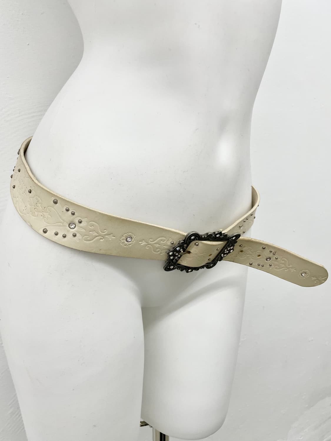 리얼레더 오리엔탈 큐빅 펀칭 버클 벨트 상품이미지3