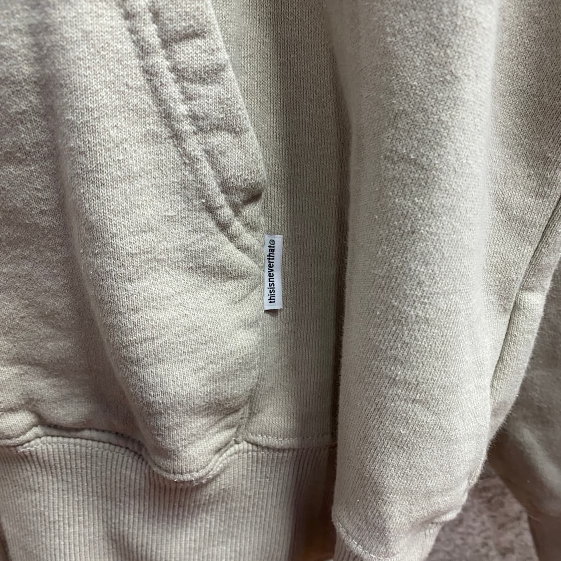 디스이즈네버댓 T-로고 베이직 후드티 B4224 상품이미지4