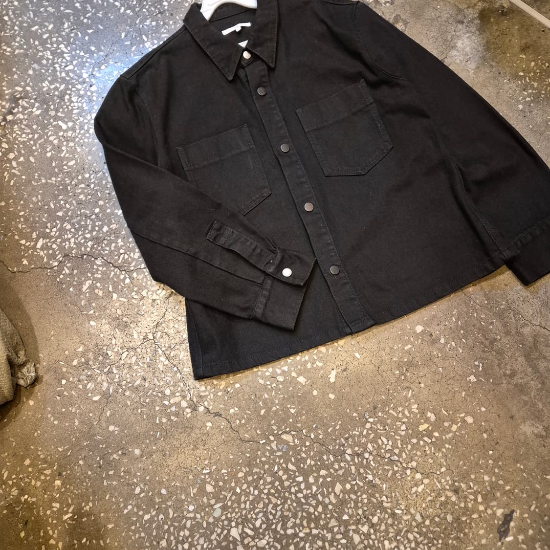 L~XL(착샷잇음) 블랙 면 숏 트러커자켓  상품이미지8