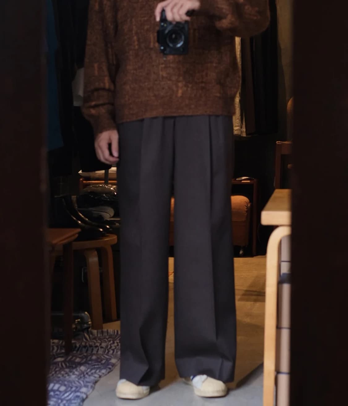 요크(yoke) 3 플리츠 울팬츠 브라운(2) 상품이미지4