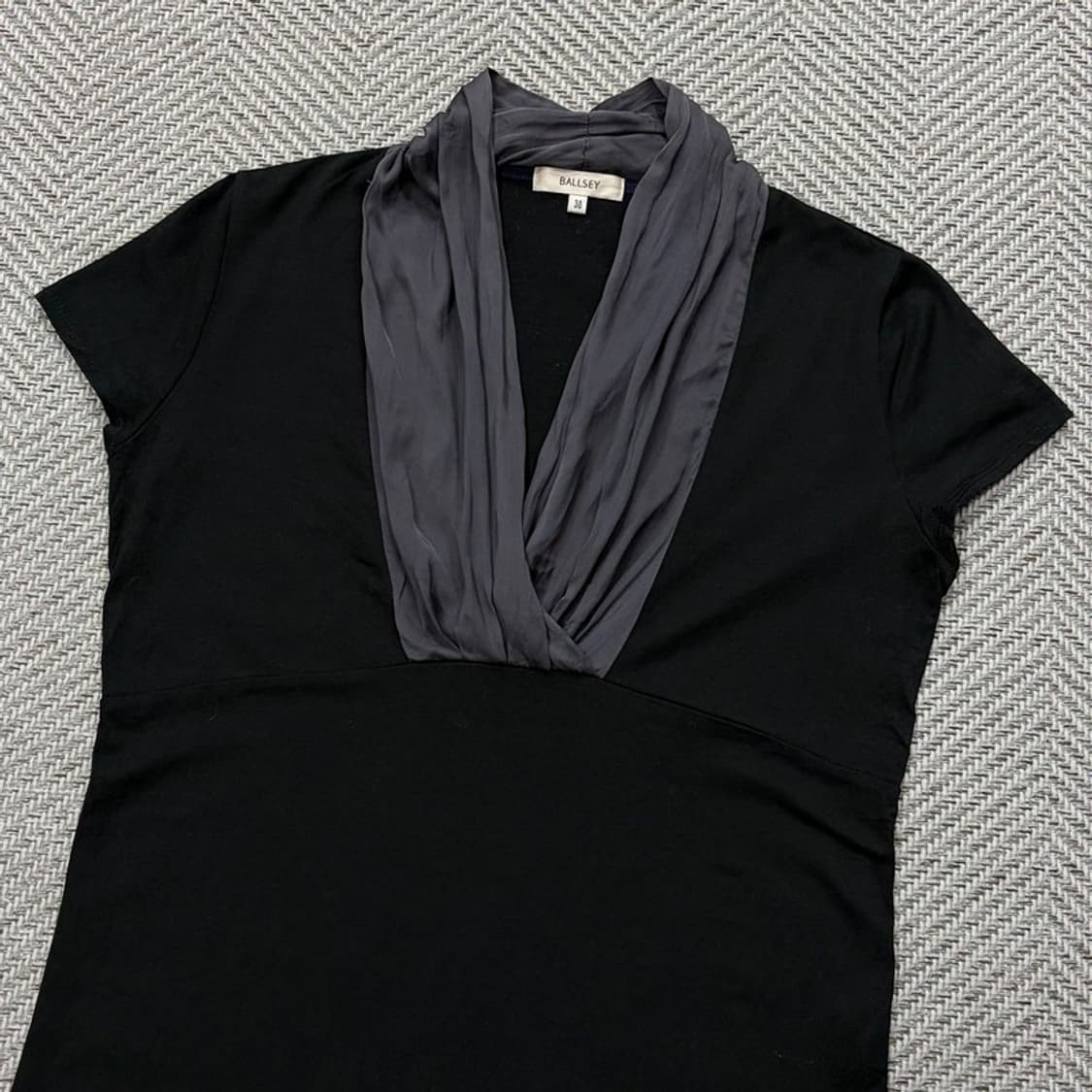 볼지 셔링넥 티셔츠 v3011 상품이미지3