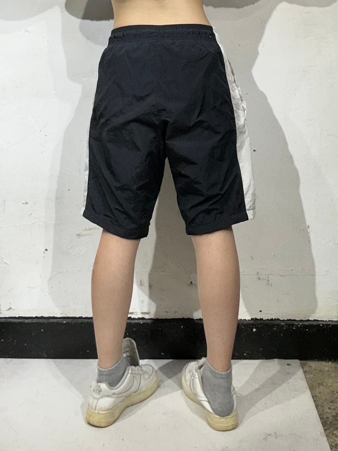 나이키 블랙 화이트 사이드 라인 반바지 버뮤다 트랙 팬츠 S 상품이미지3