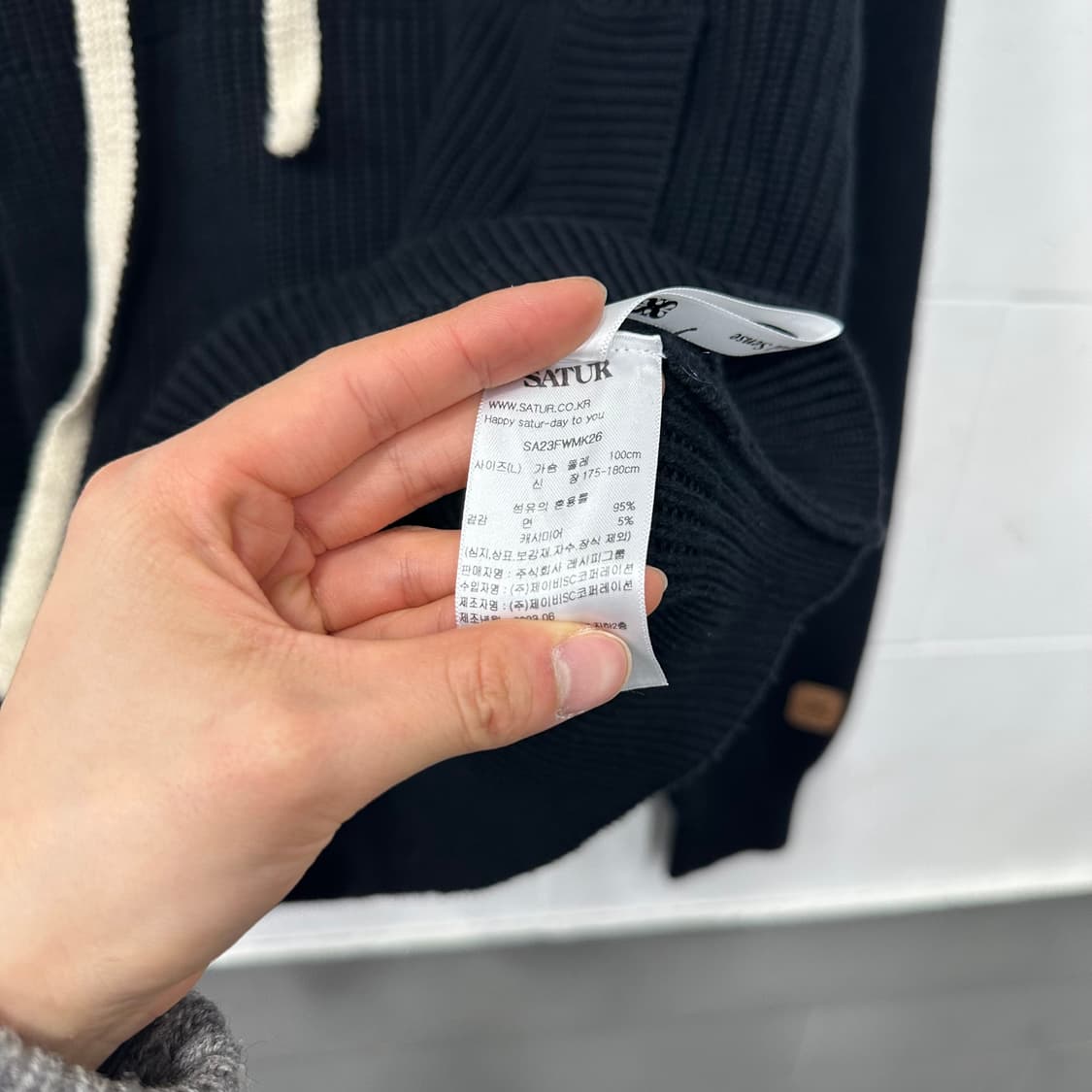 세터 아플리케 로고 캐시미어5% 블렌드 후드니트 상품이미지5