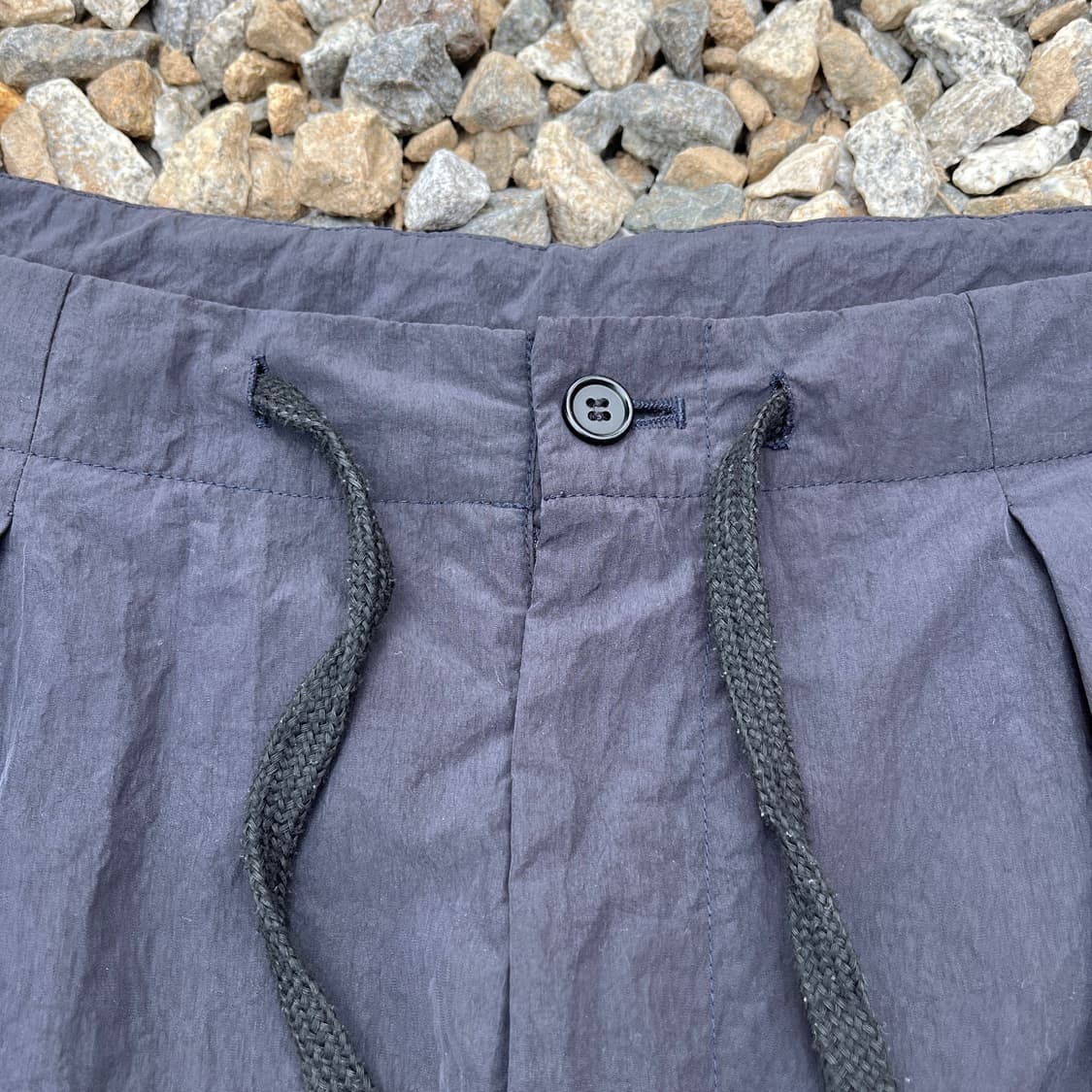 BEANPOLE 핀턱 나일론 팬츠 (실측확인) 상품이미지2