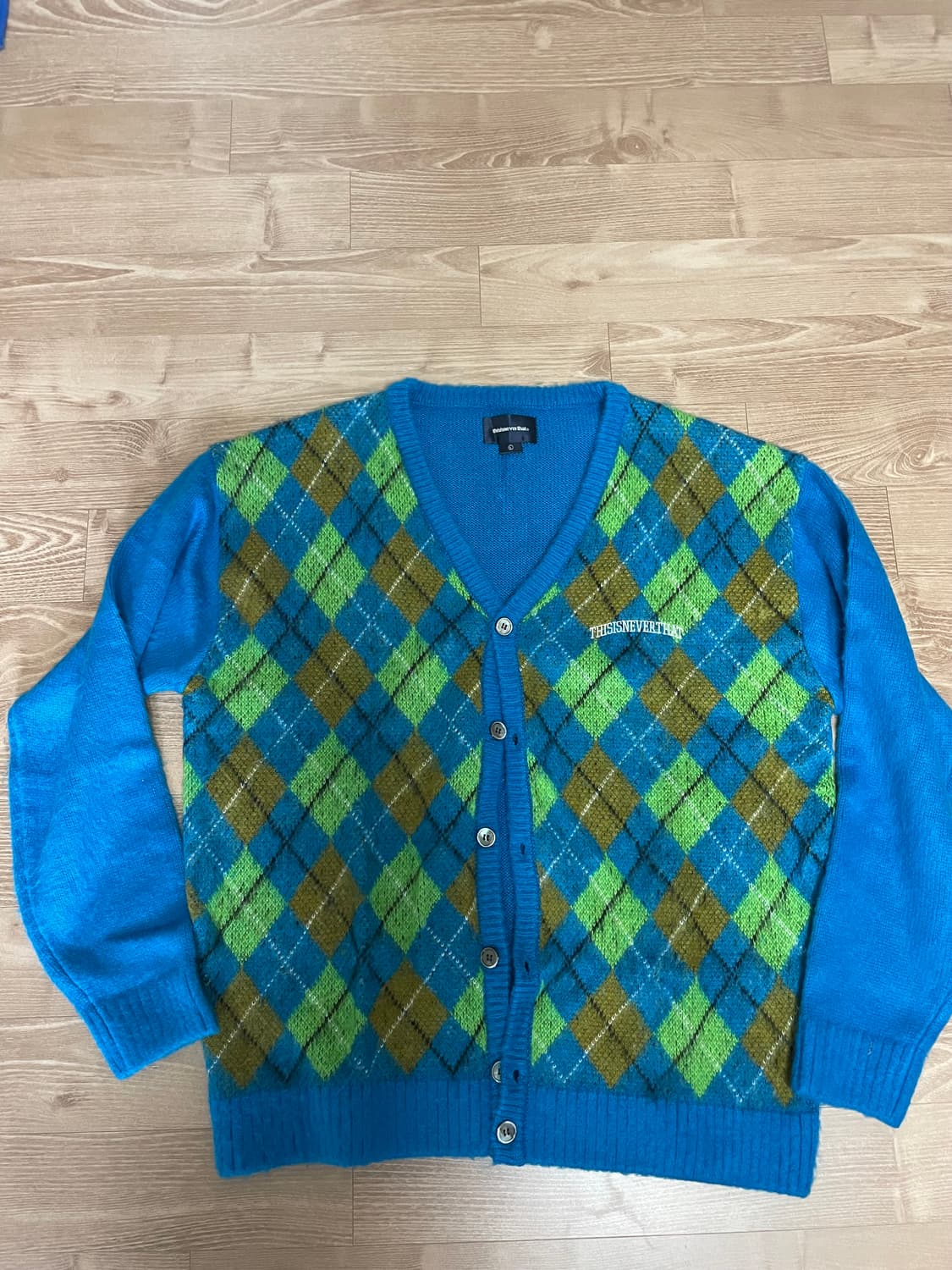 디스이즈네버댓 아가일 가디건 상품이미지5