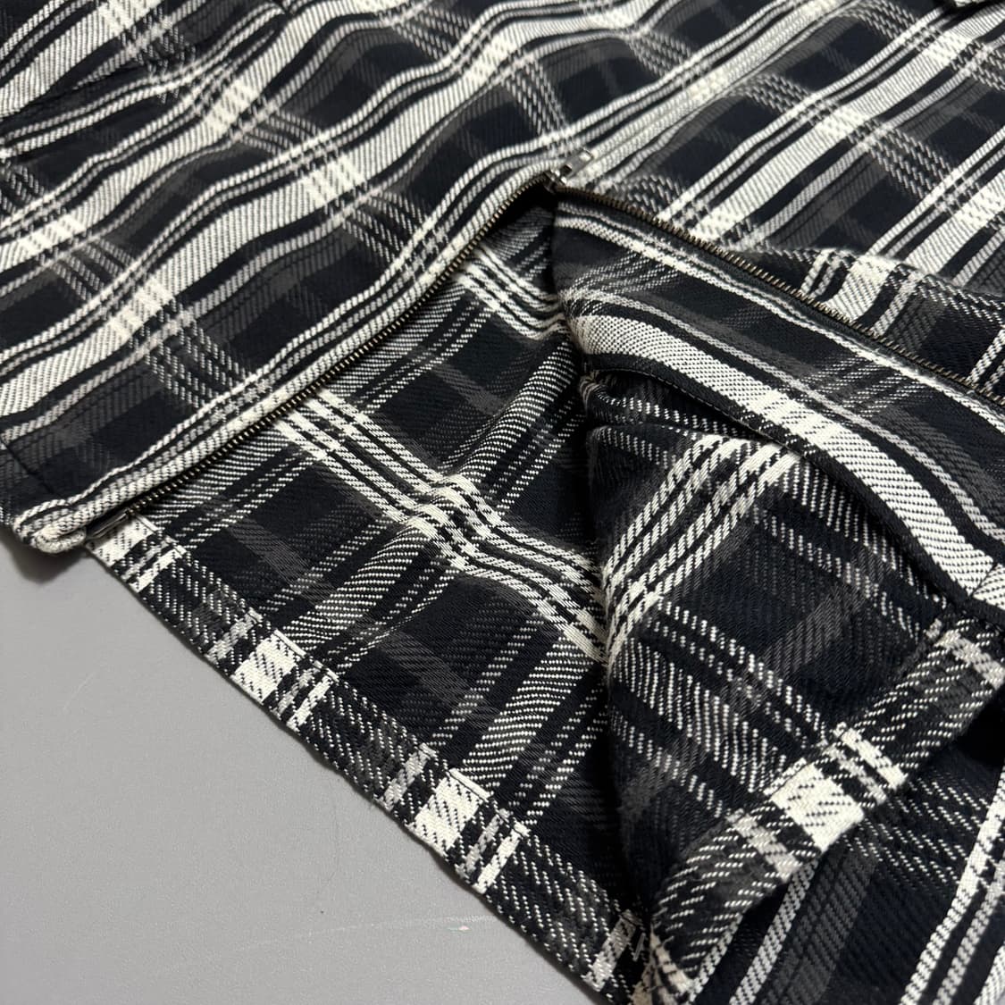 빔즈(BEAMS) 블랙컬러 체크패턴 코튼 더블 집업 블루종 자켓 상품이미지5