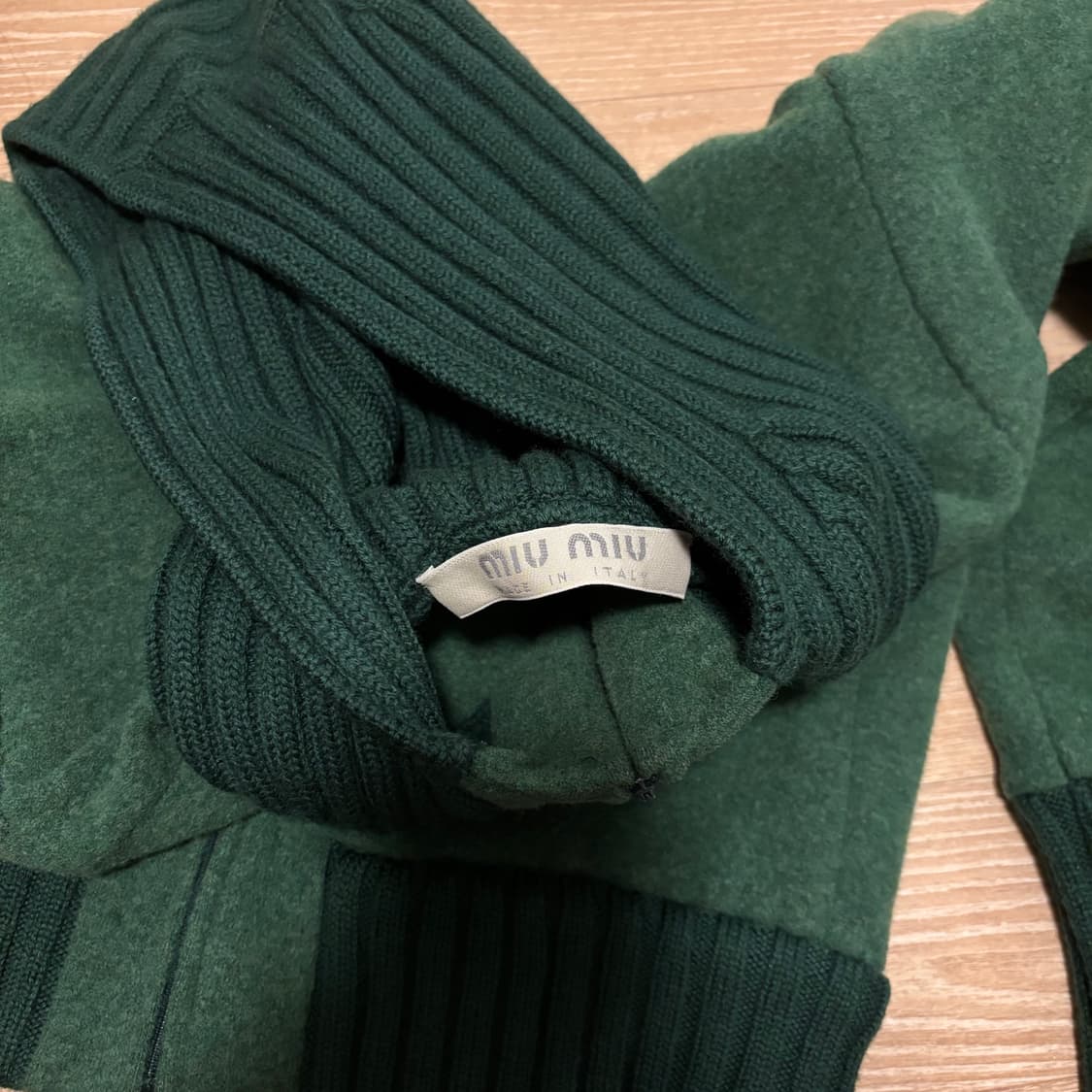 miumiu 미우미우 후리스 후드 집업 상품이미지2