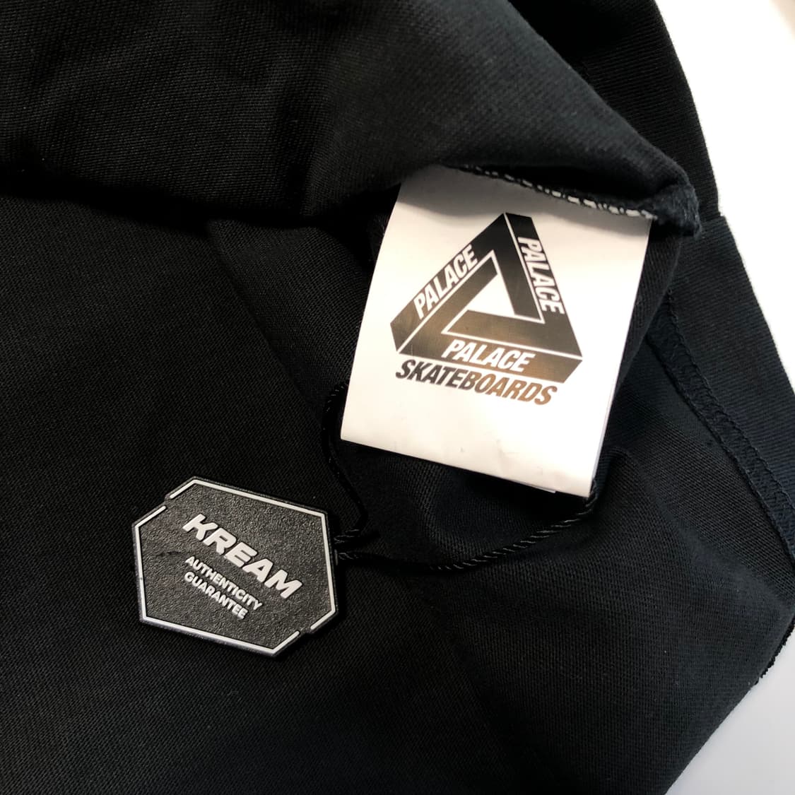 [크림 새상품]팔라스 트라이본 롱슬리브  상품이미지4