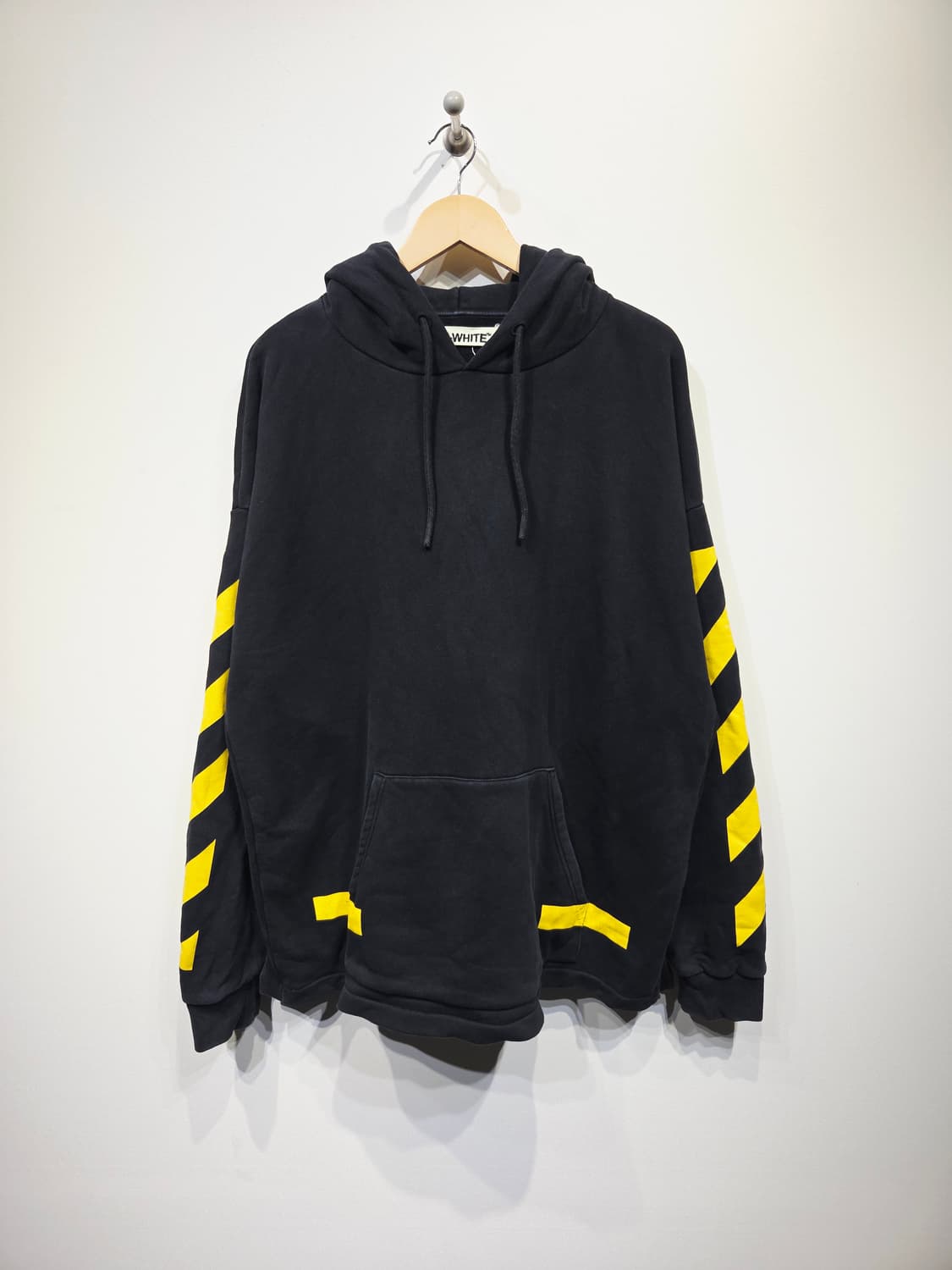 오프화이트 디아고날 애로우 후드티 블랙 상품이미지2