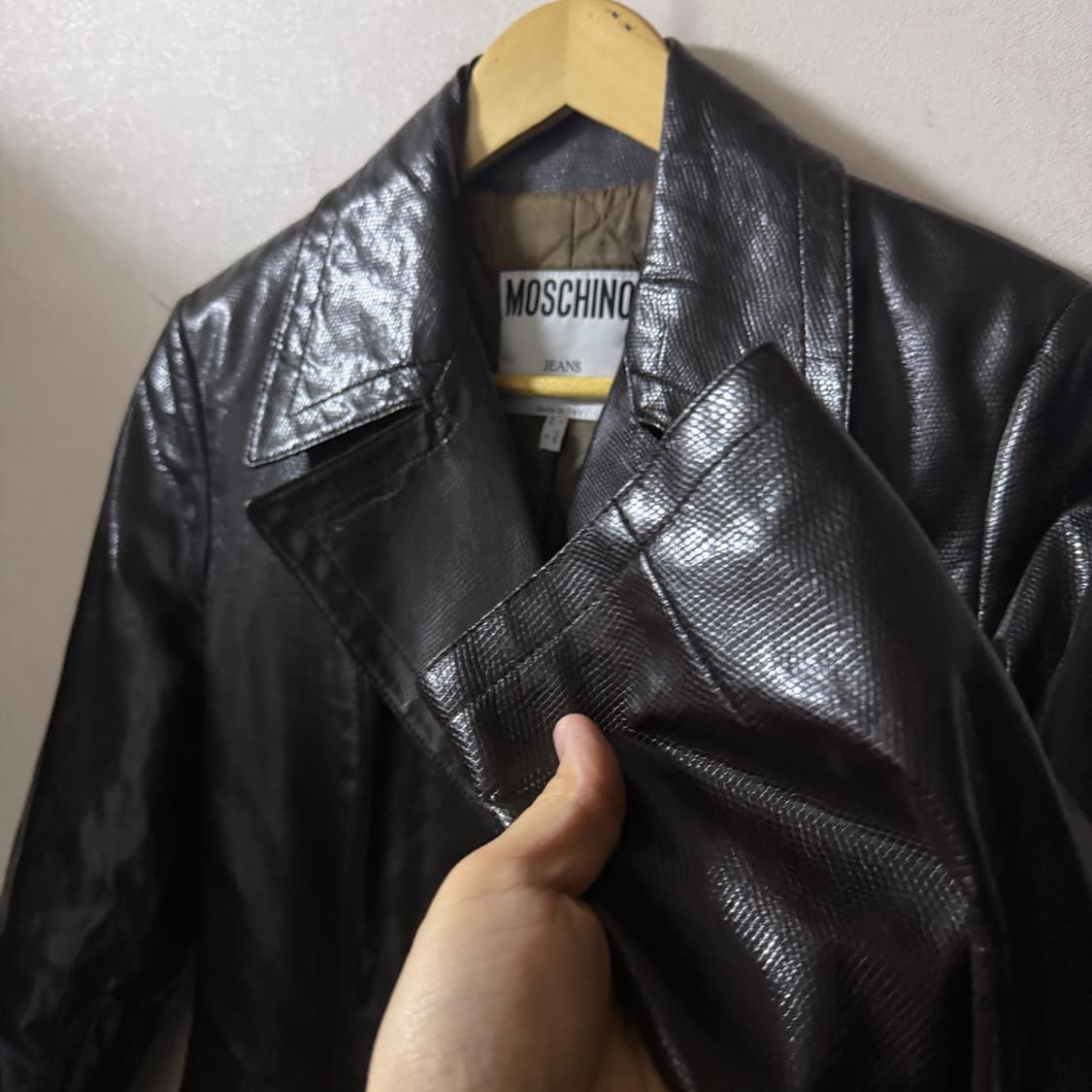 모스키노 여성 가죽느낌 폴리 트렌치 코트 (44정도) 상품이미지2