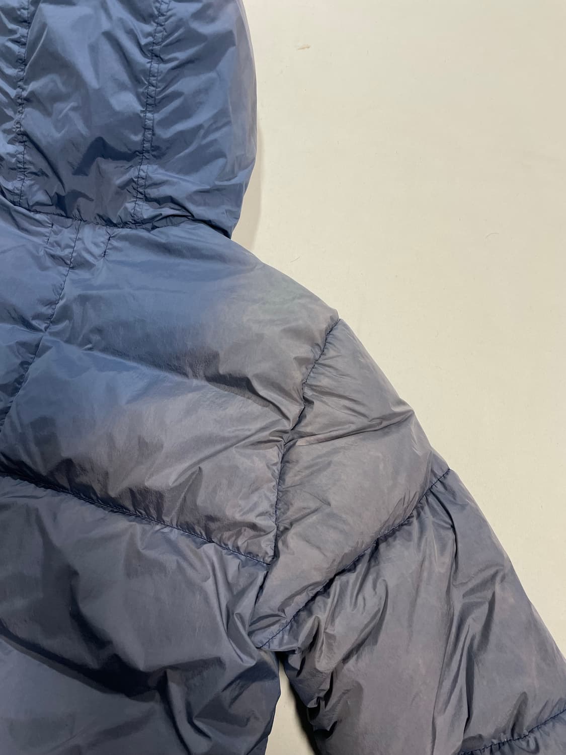 스톤아일랜드 크링클랩스 선블리치 패딩 상품이미지5