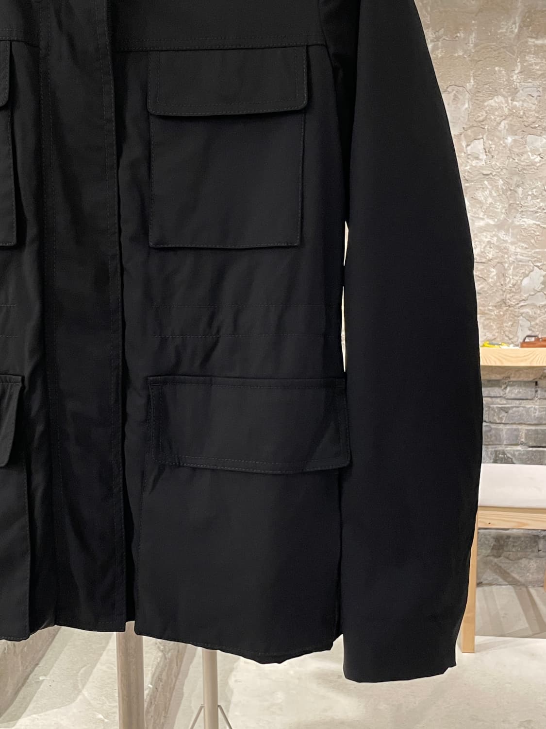 질샌더 블랙 멀티플 플랩 포켓 히든 집업 다운 자켓 상품이미지5