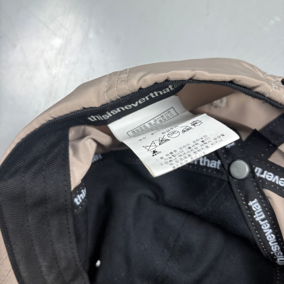 디스이즈네버댓 오트밀컬러 나일론 볼캡 상품이미지4