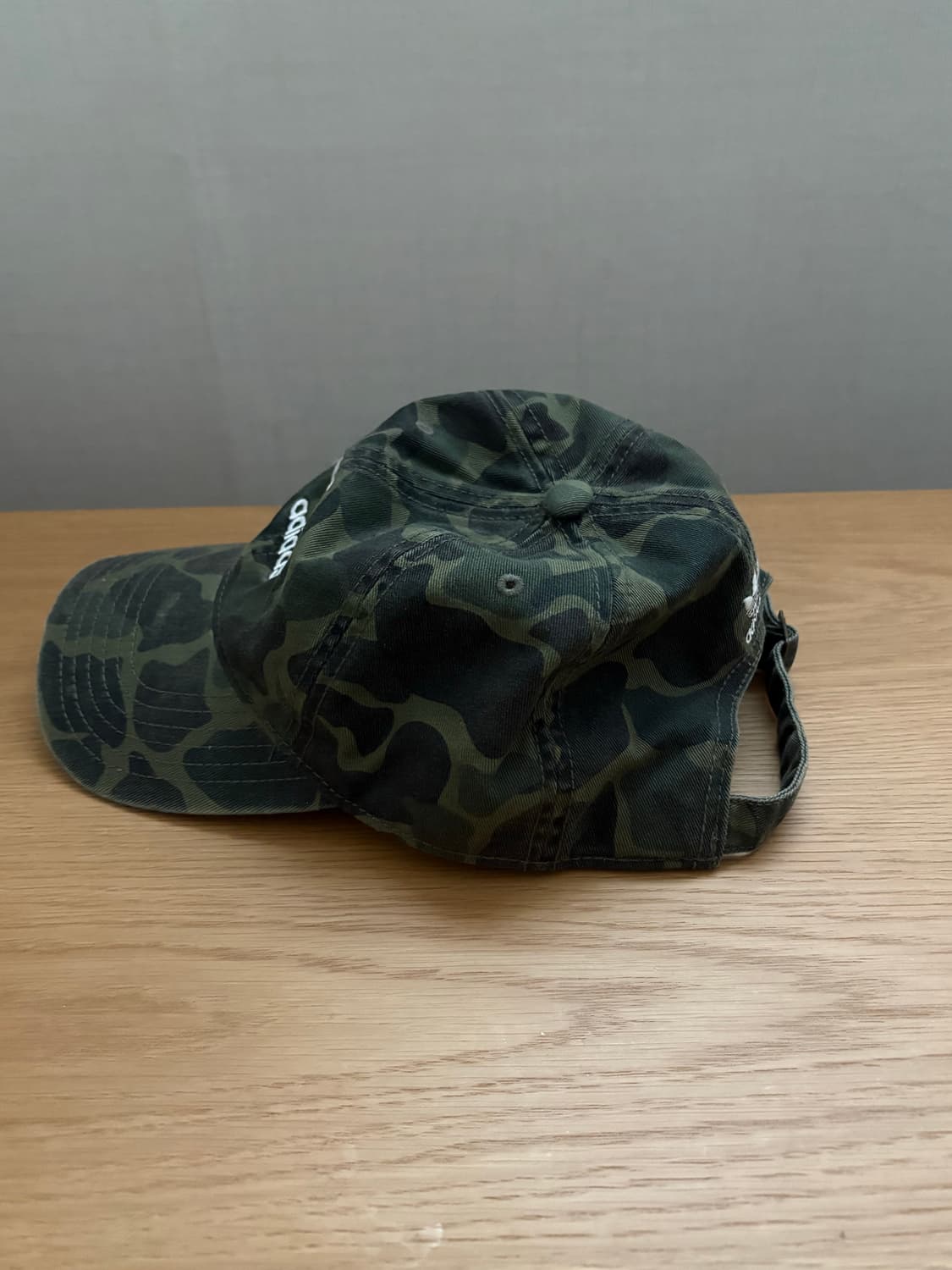 아디다스 카모 볼캡 상품이미지3