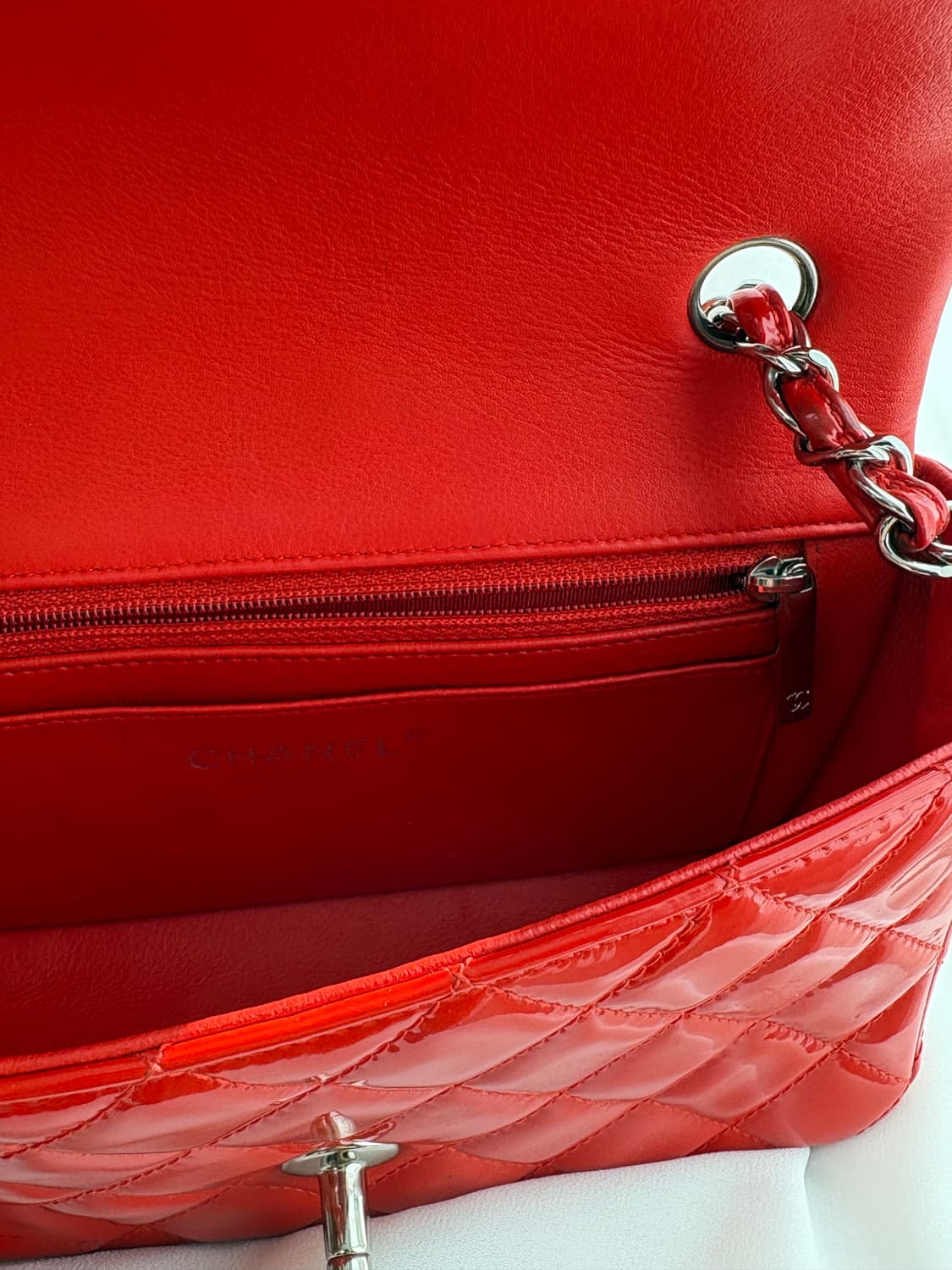 샤넬 페이던트 미니 마테라세 체인백 상품이미지5