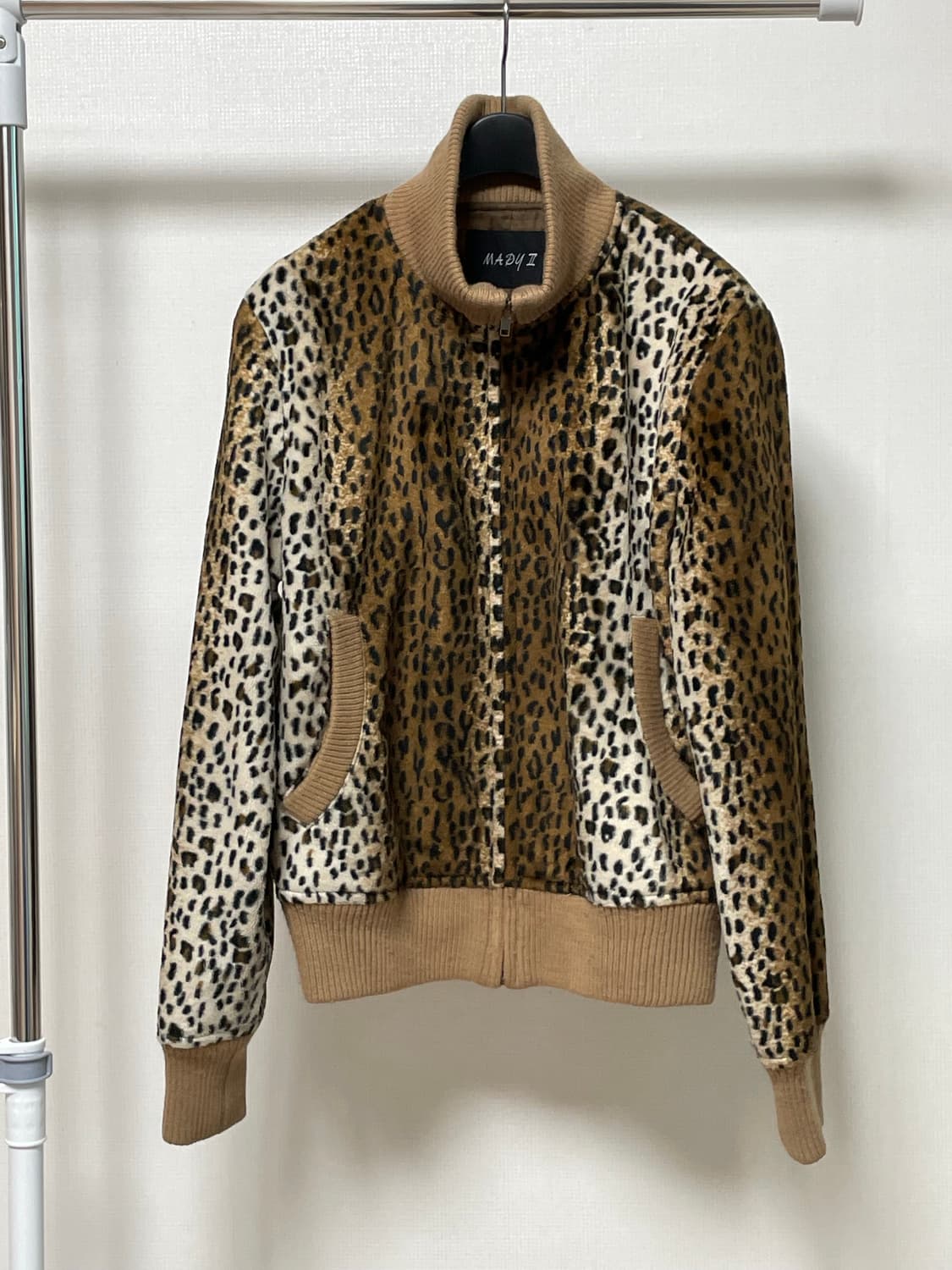 호피무늬 집업 상품이미지1