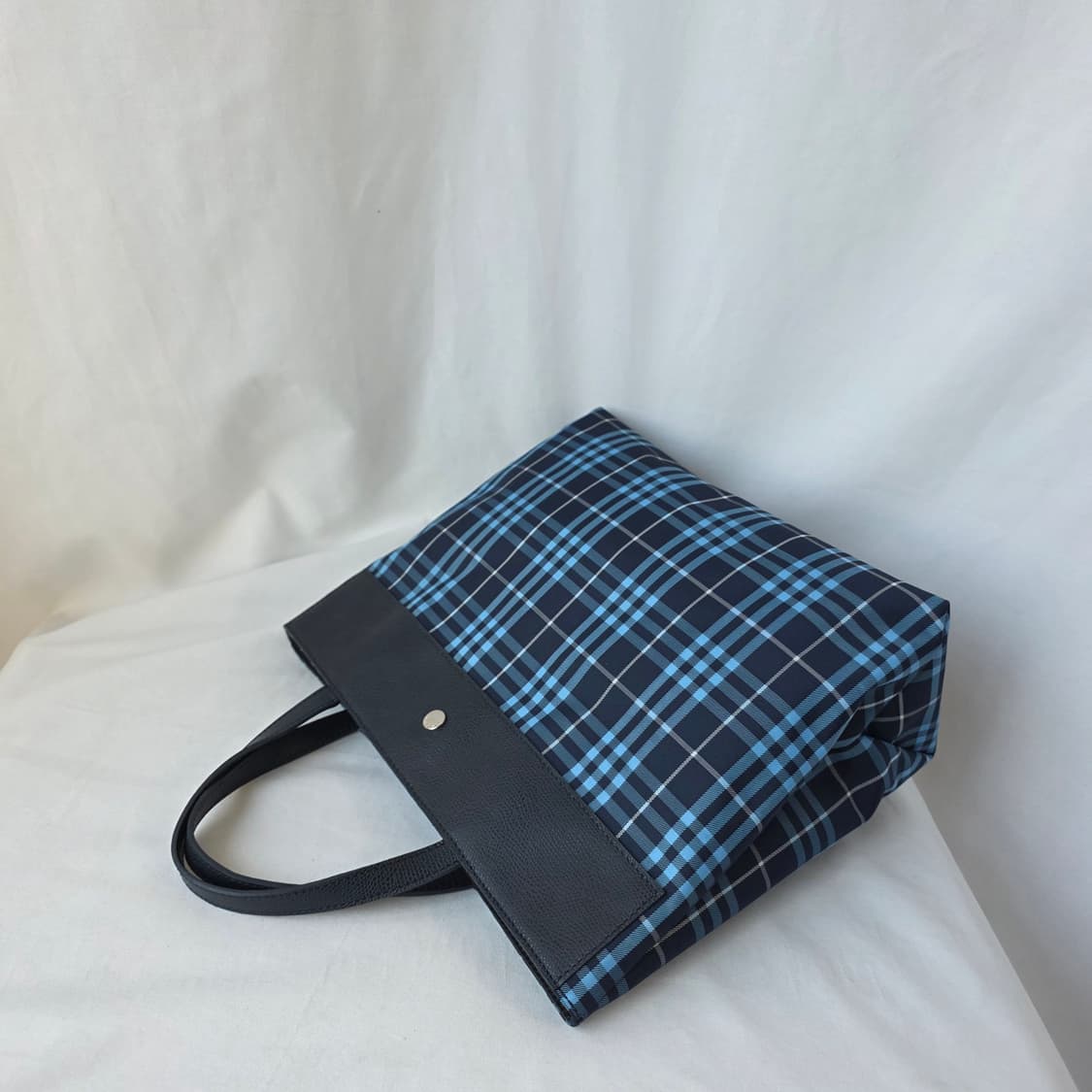 [정품 BURBERRY] 버버리 노바체크 여성 나일론 토트백 상품이미지6