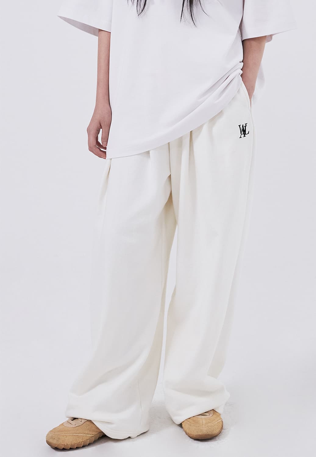 우알롱 시그니처 턱 와이드 팬츠 - 크림(M) 상품이미지3