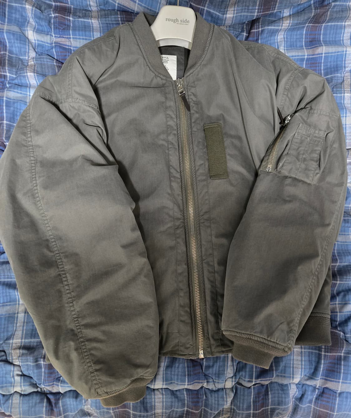 엔벨로프 노캐스터 ma-1 올리브 3사이즈 판매합니다. 상품이미지2