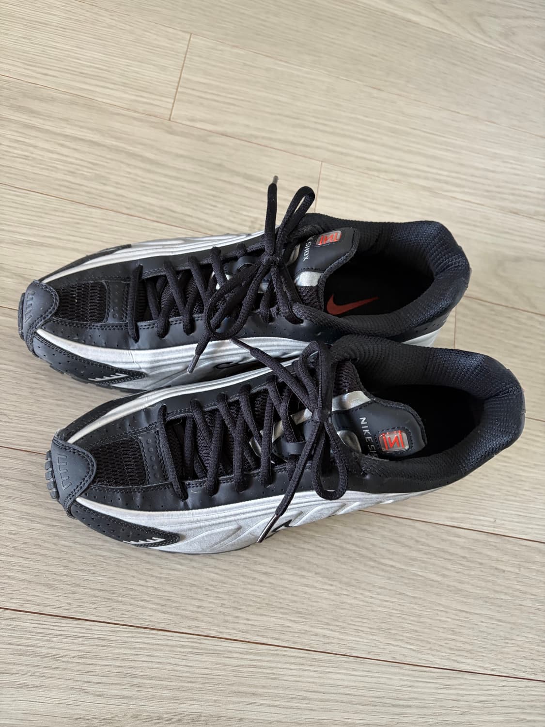 나이키샥스 r4 상품이미지3