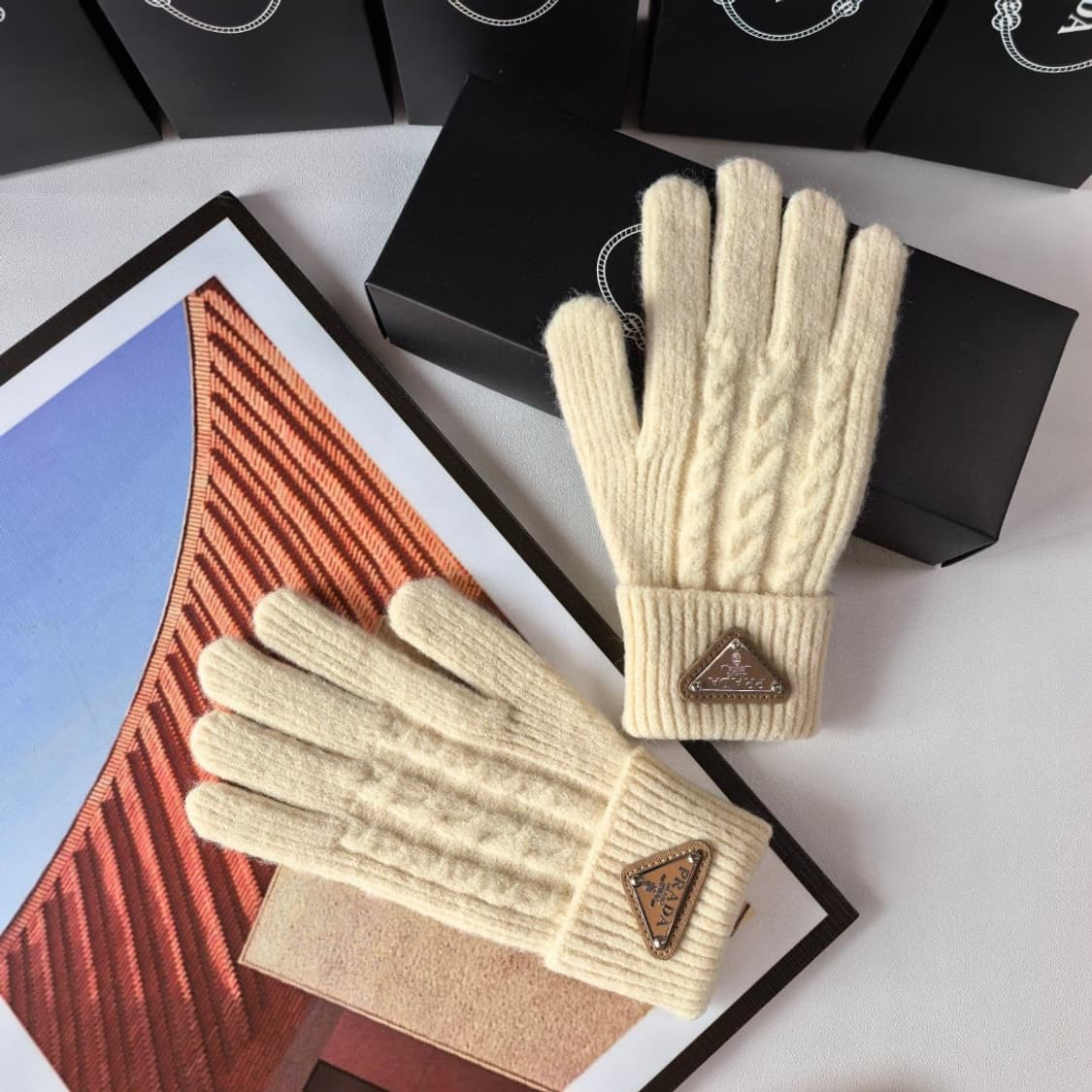 프라다 장갑 여성 기모
 상품이미지4