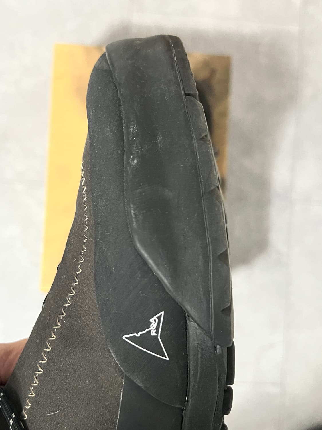 Roa x colin meredith 로아x콜린 메레디스 친치노 42 상품이미지3