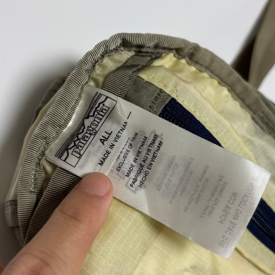 파타고니아 라이트웨이트 트래블 미니 힙팩 상품이미지8