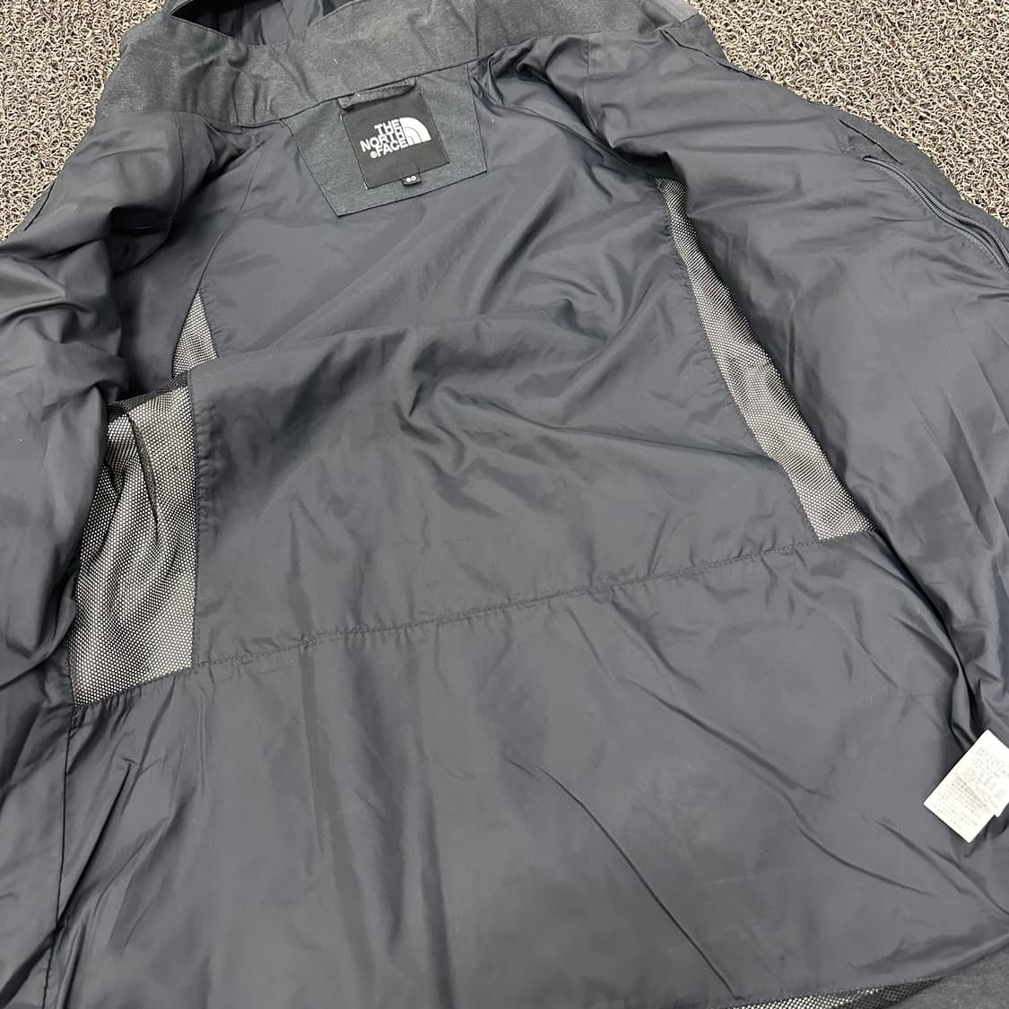 노스페이스 여성 바람막이 자켓 차콜 90(M) 상품이미지7