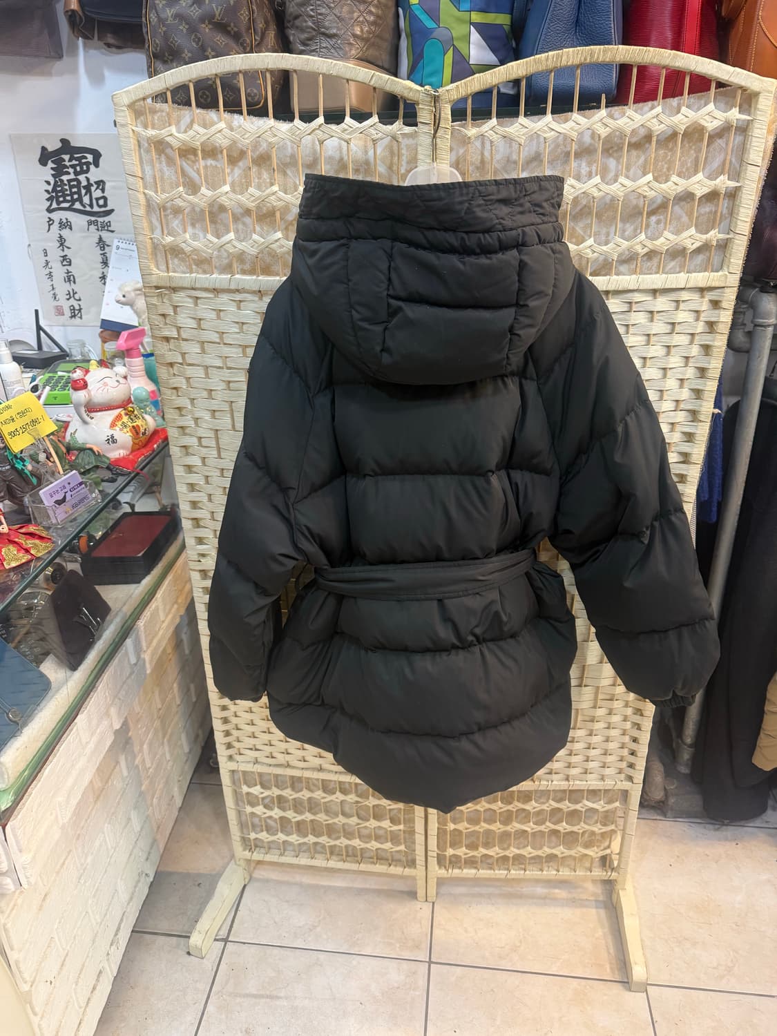 1/66 정품 몽클레어 NEDAADE 후드패딩 팝니다 상품이미지10