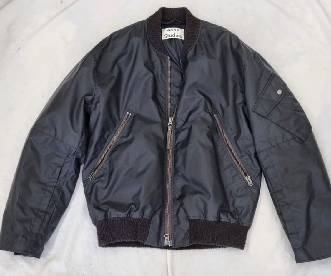 구매글 / 아크네스튜디오 봄버 (48) 구해요 상품이미지1