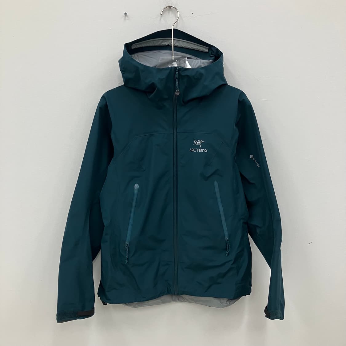 아크테릭스 고어텍스 베타 자켓 M 상품이미지1