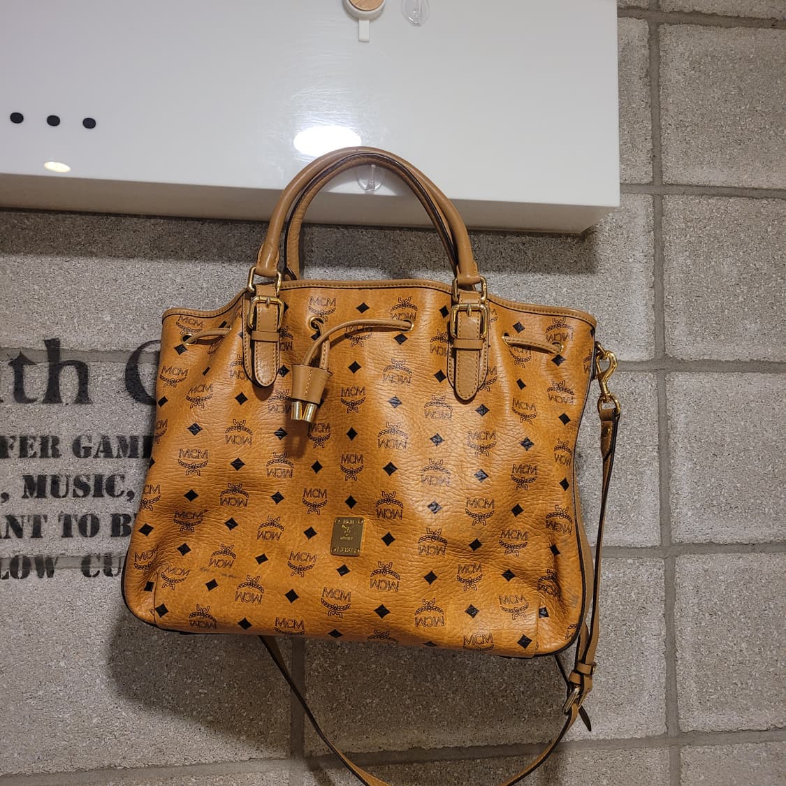 MCM 비세토스 토트백 상품이미지1