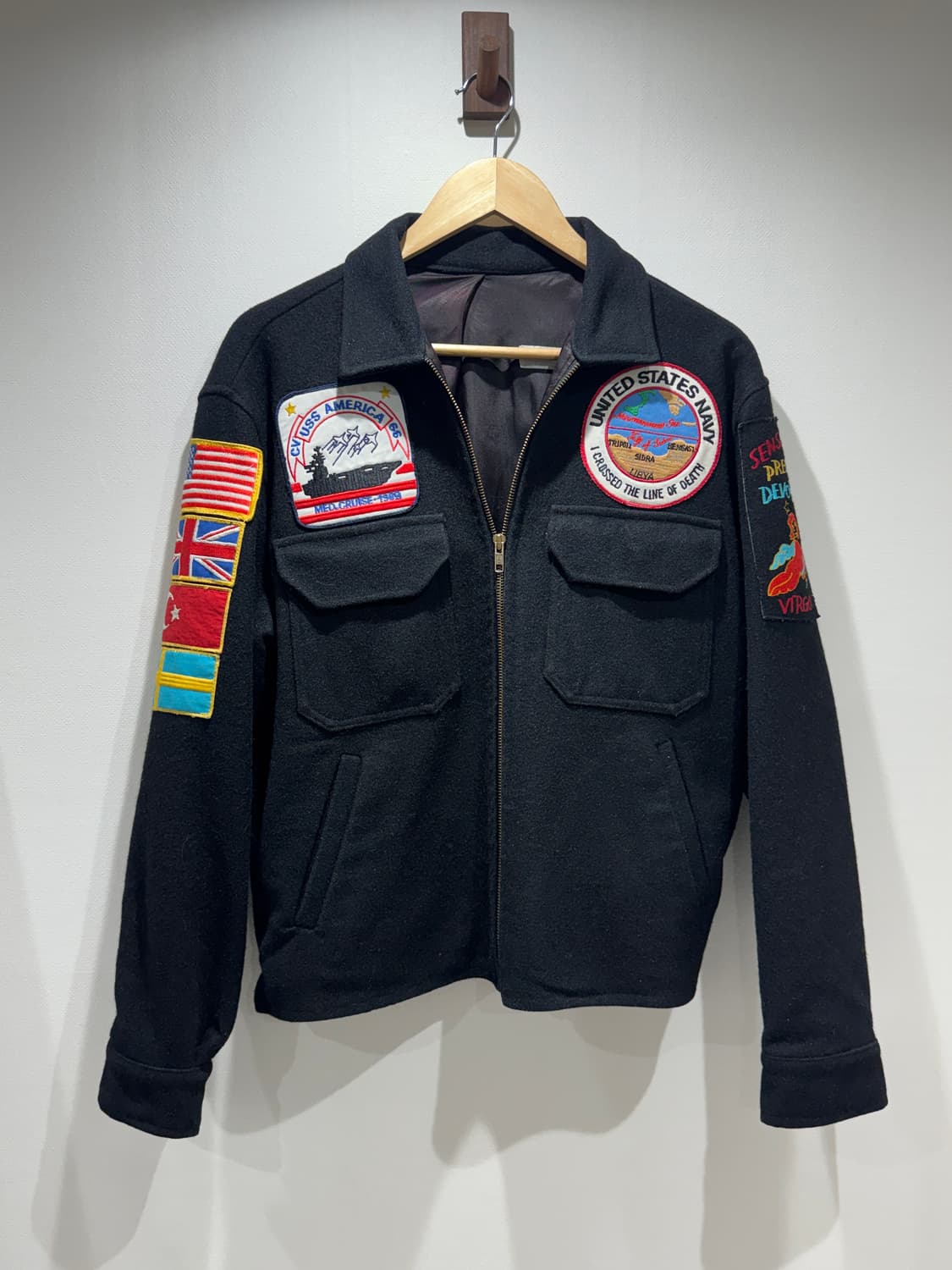 Rare 80s USS 아메리카 CV-66호 미키 마우스 수베니어 자켓 상품이미지1