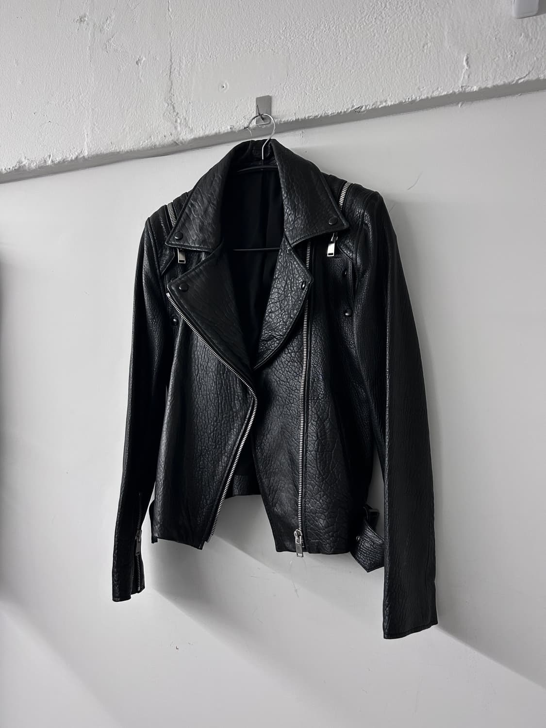 Detachable Sleeve Distressed Leather Jk 상품이미지6