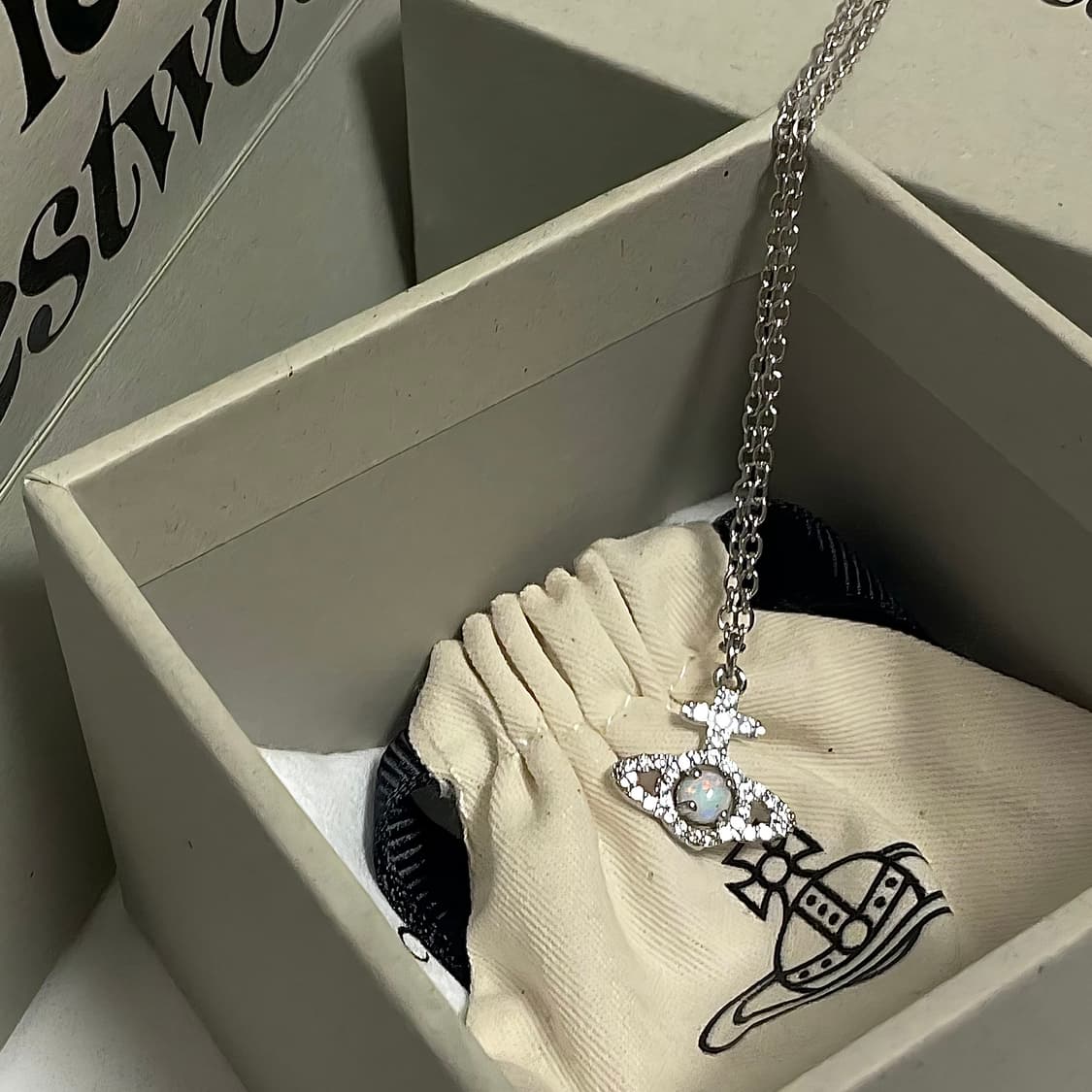 풀박스) 비비안웨스트우드 오팔 펜던트 목걸이 상품이미지2