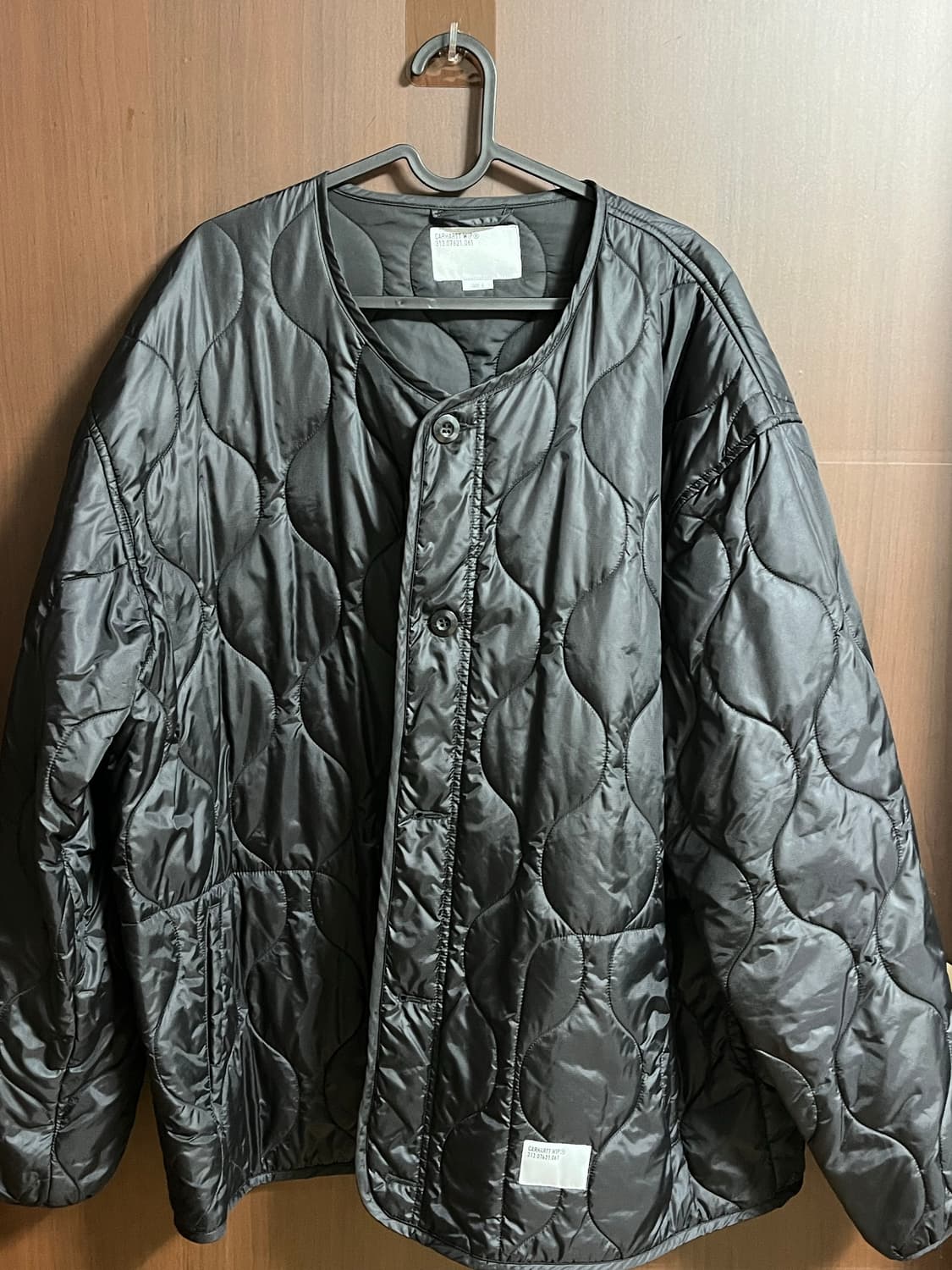 carhartt wip 경량패딩 상품이미지1