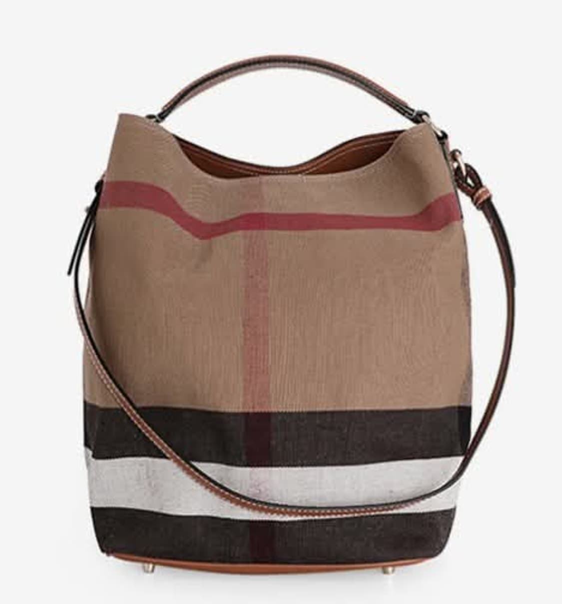 [BURBERRY] 버버리 자이언트 체크 레더 버킷백 상품이미지2