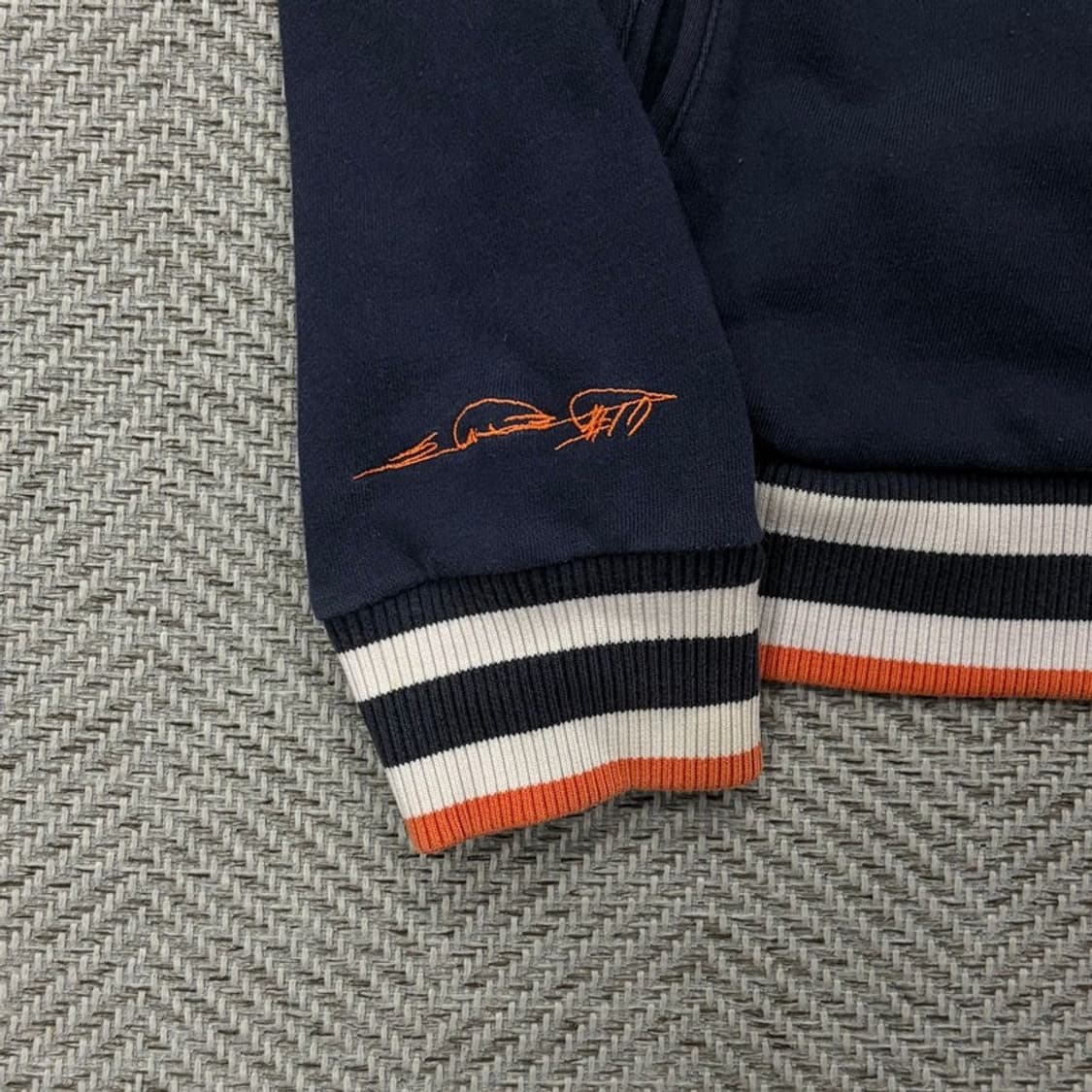 데상트 올드스쿨 바시티 자켓 v2705 상품이미지6