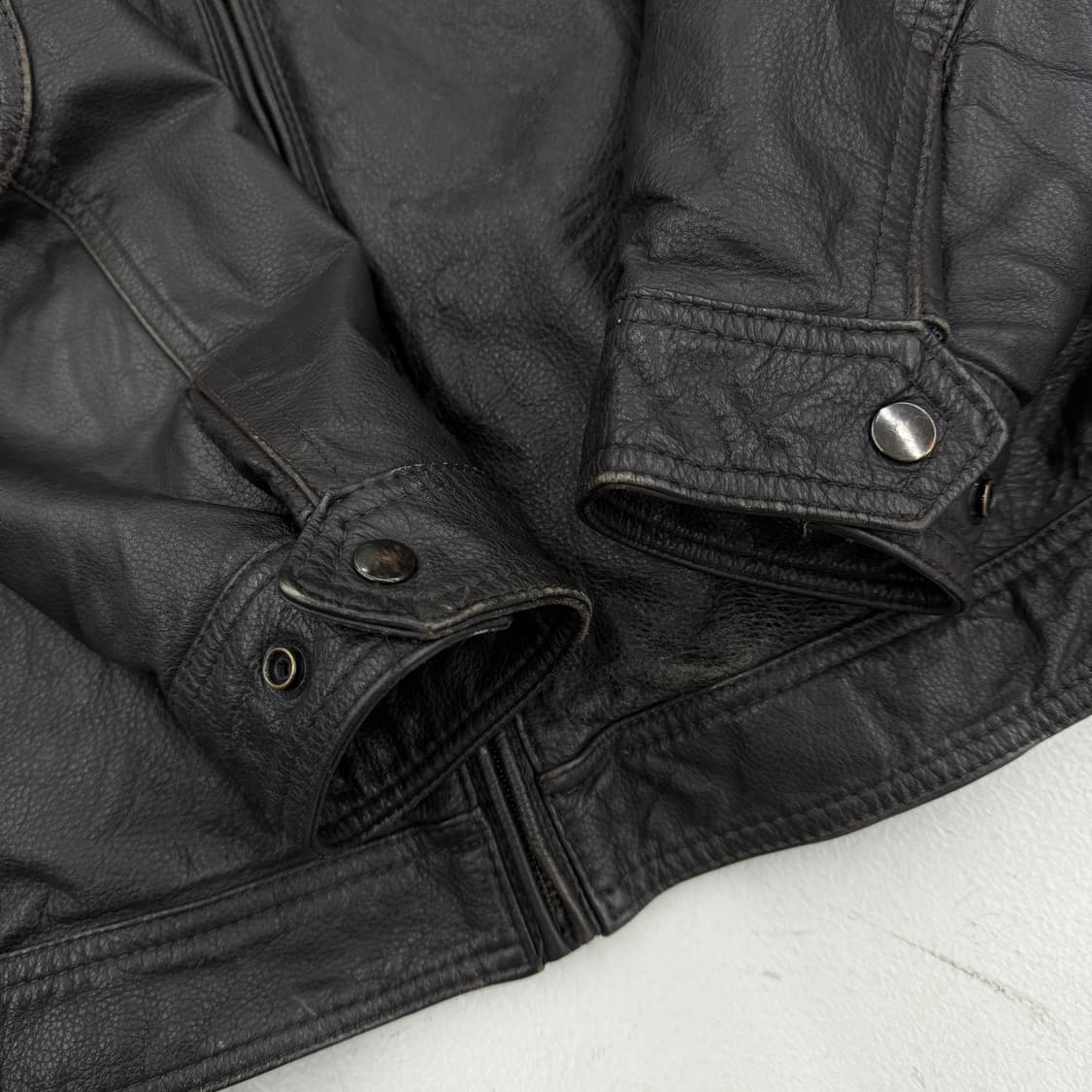 로카웨어 리얼레더 멀티지퍼 하이넥 바이커 자켓 상품이미지4