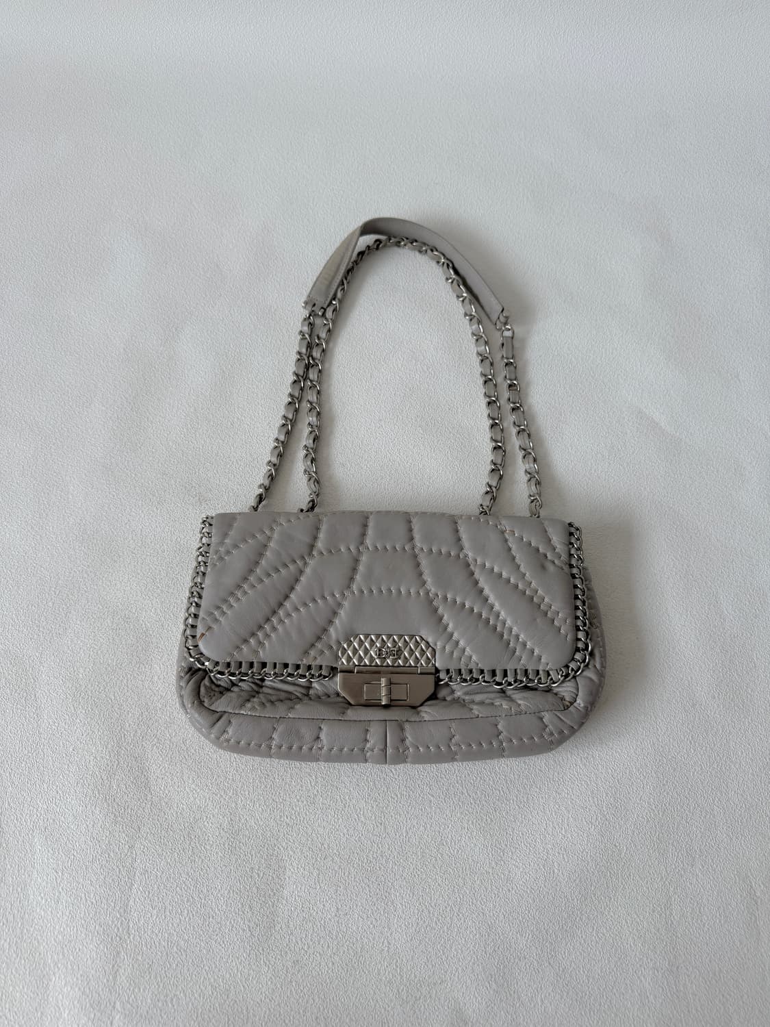 데레쿠니(DERERCUNY) 레더 체인 숄더백 상품이미지1