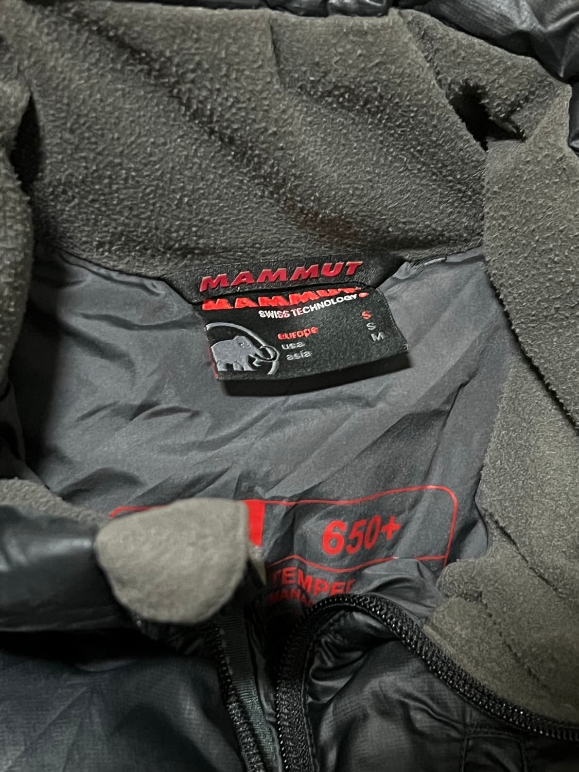 마무트 헤비 패딩 상품이미지3