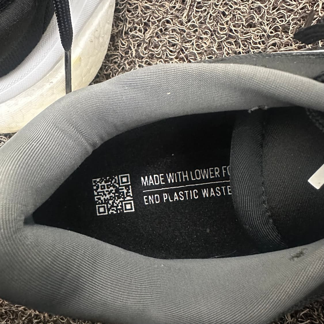 아디다스 슈퍼노바 운동화 러닝화 블랙 270 상품이미지7