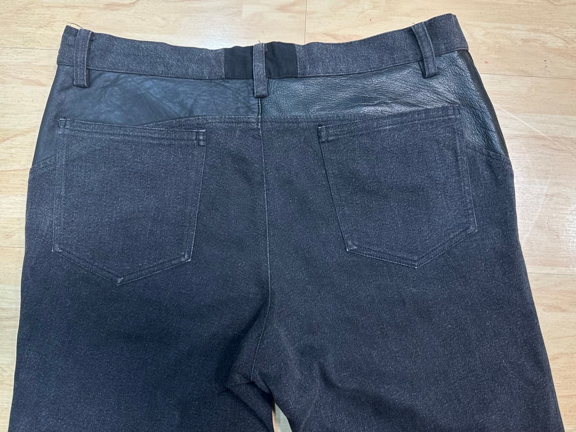 Dirge by bajra 가죽디테일 흑청데님 상품이미지5