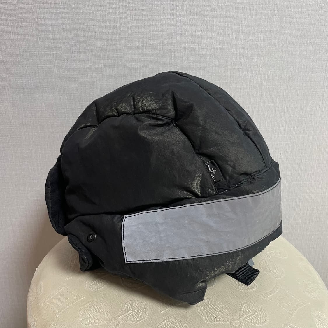 [L]스톤아일랜드 블랙 패딩 트루퍼햇 상품이미지3