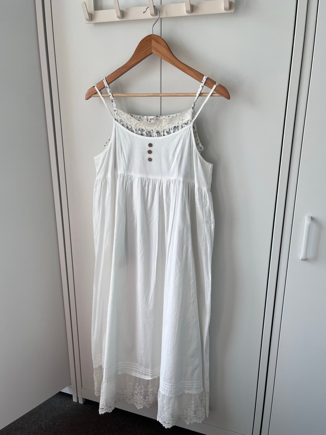 Earth music 얼스뮤직 레이스 레이어드 버튼 원피스 상품이미지1