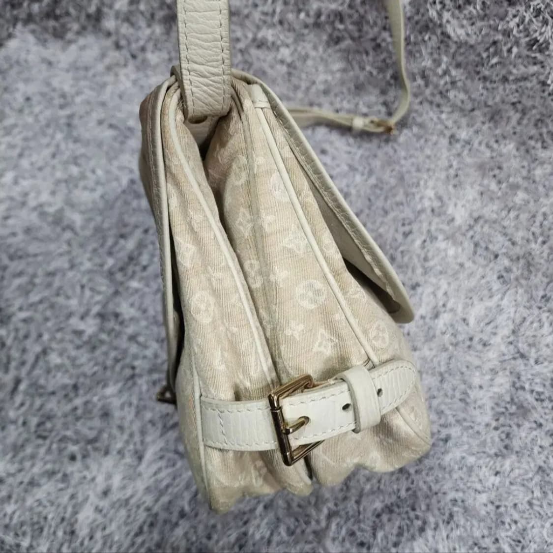 루이비통 미니린 소뮈르 크로스백 상품이미지3