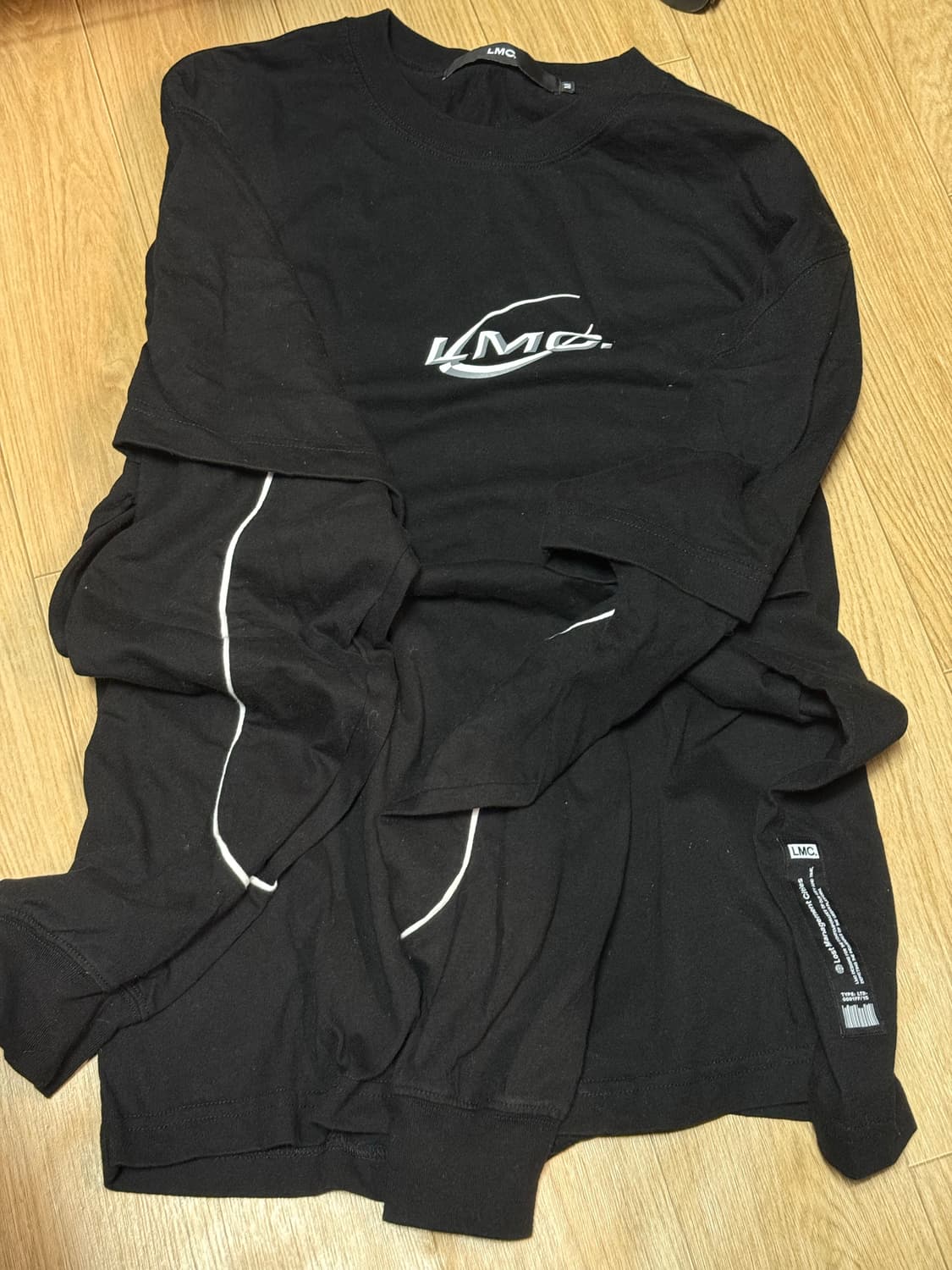 LMC 롱슬리브(반팔에 슬리브가 붙은 일체형) 새제품 상품이미지1