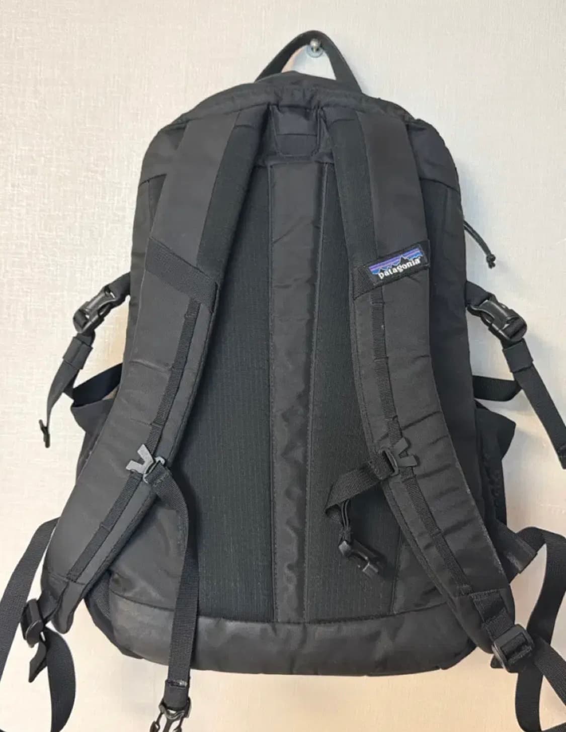 파타고니아 리퓨지오 백팩 26l 블랙 팝니다 상품이미지3